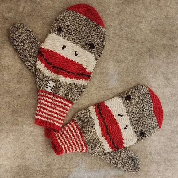 Sock Monkey Mittens made of Alpaca yarn - Picture 2 of 5